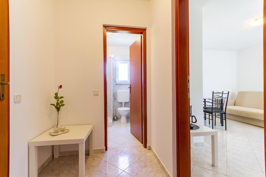 Apartments Alba Fazana Exterior photo