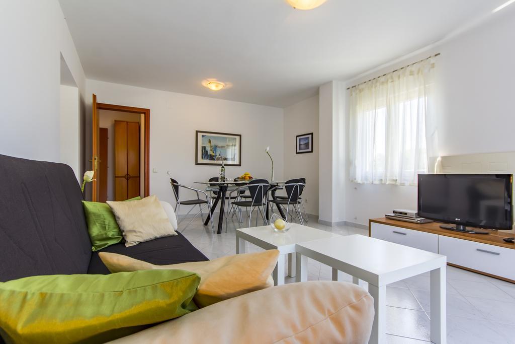 Apartments Alba Fazana Exterior photo
