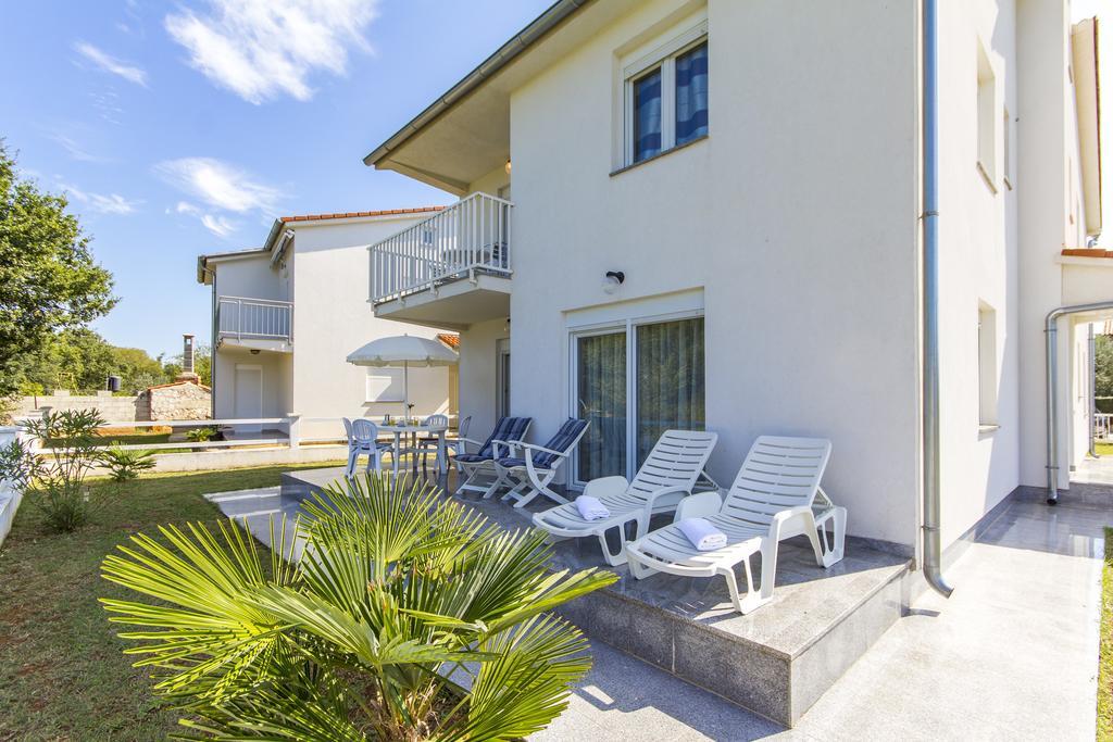 Apartments Alba Fazana Exterior photo
