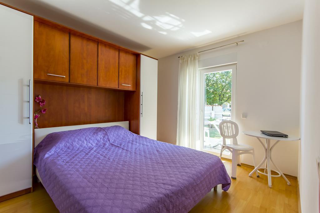 Apartments Alba Fazana Exterior photo